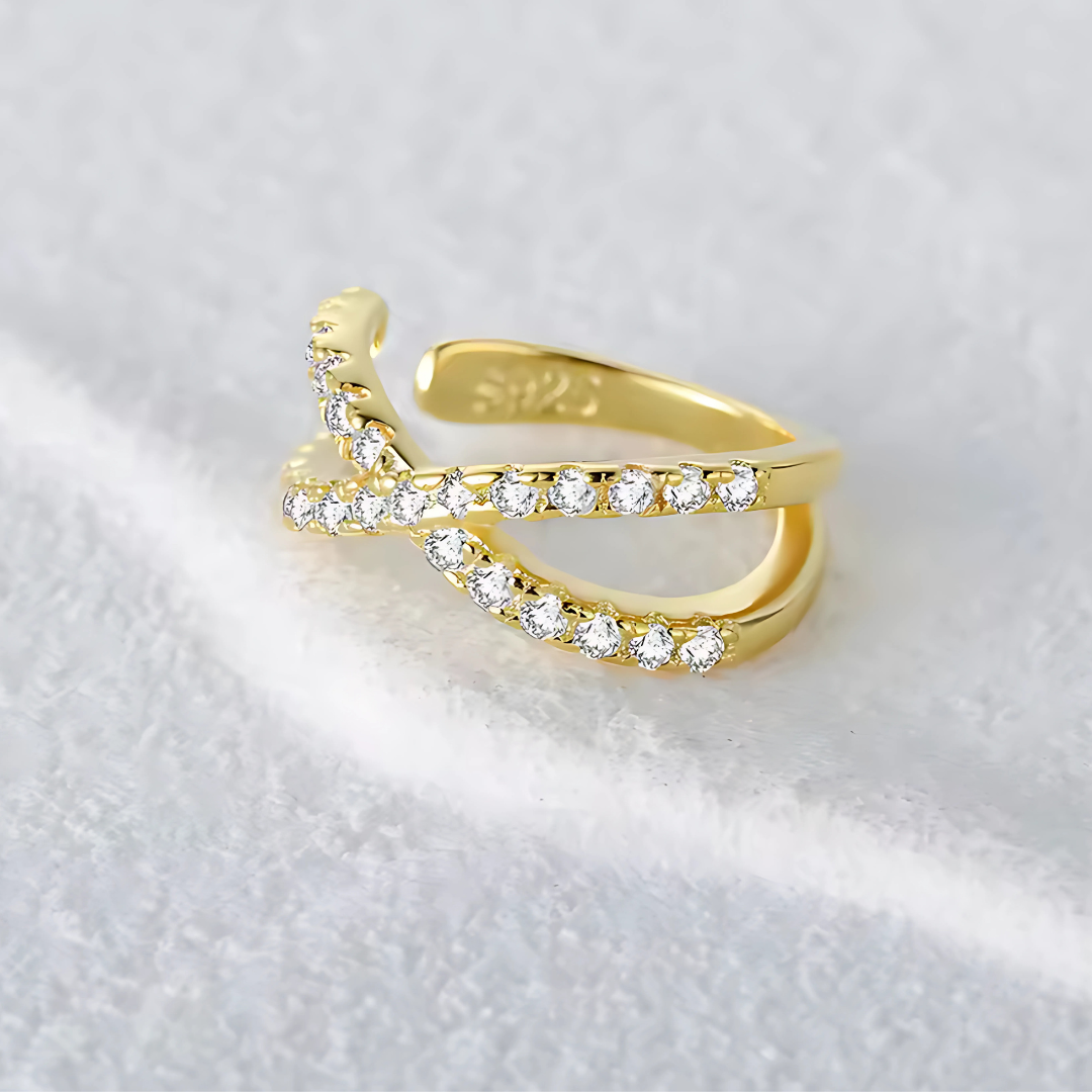 NOELLE CROSS EAR CUFF