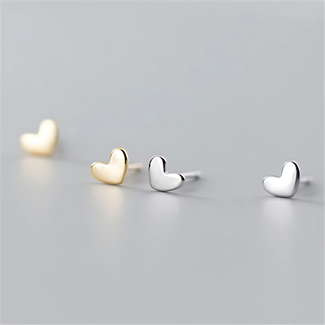 LILY HEART STUD EARRINGS