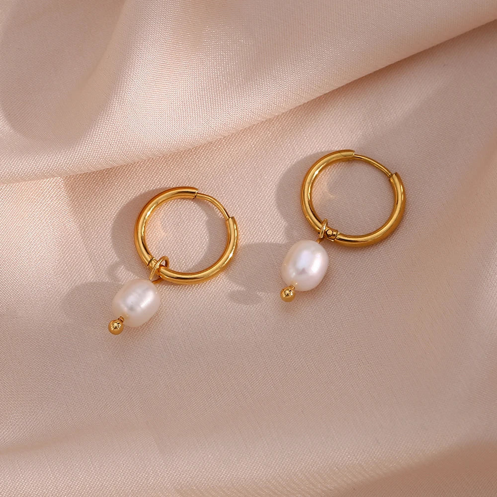 ELISE PEARL HOOP EARRINGS