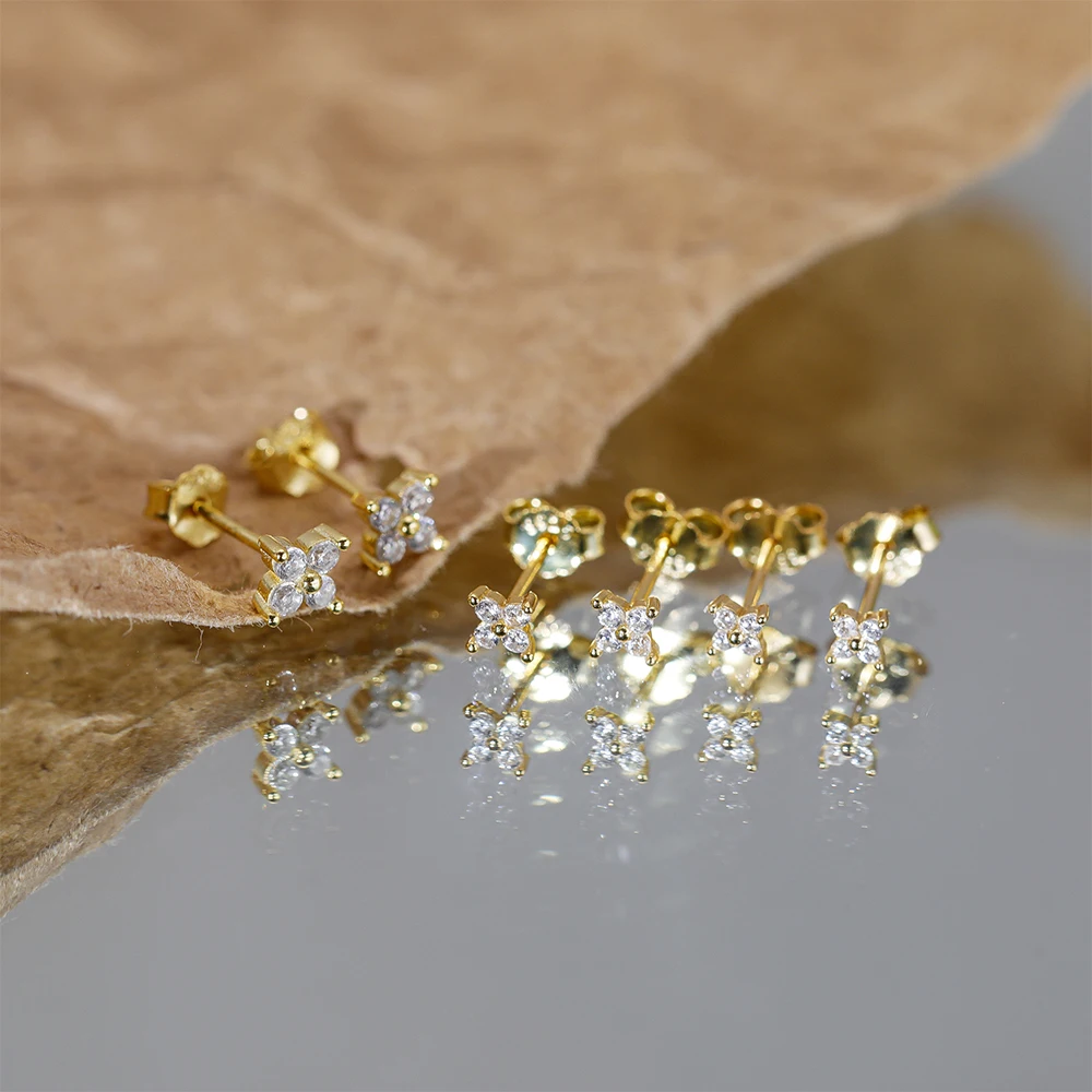 FLOWER EARRIN STUDS