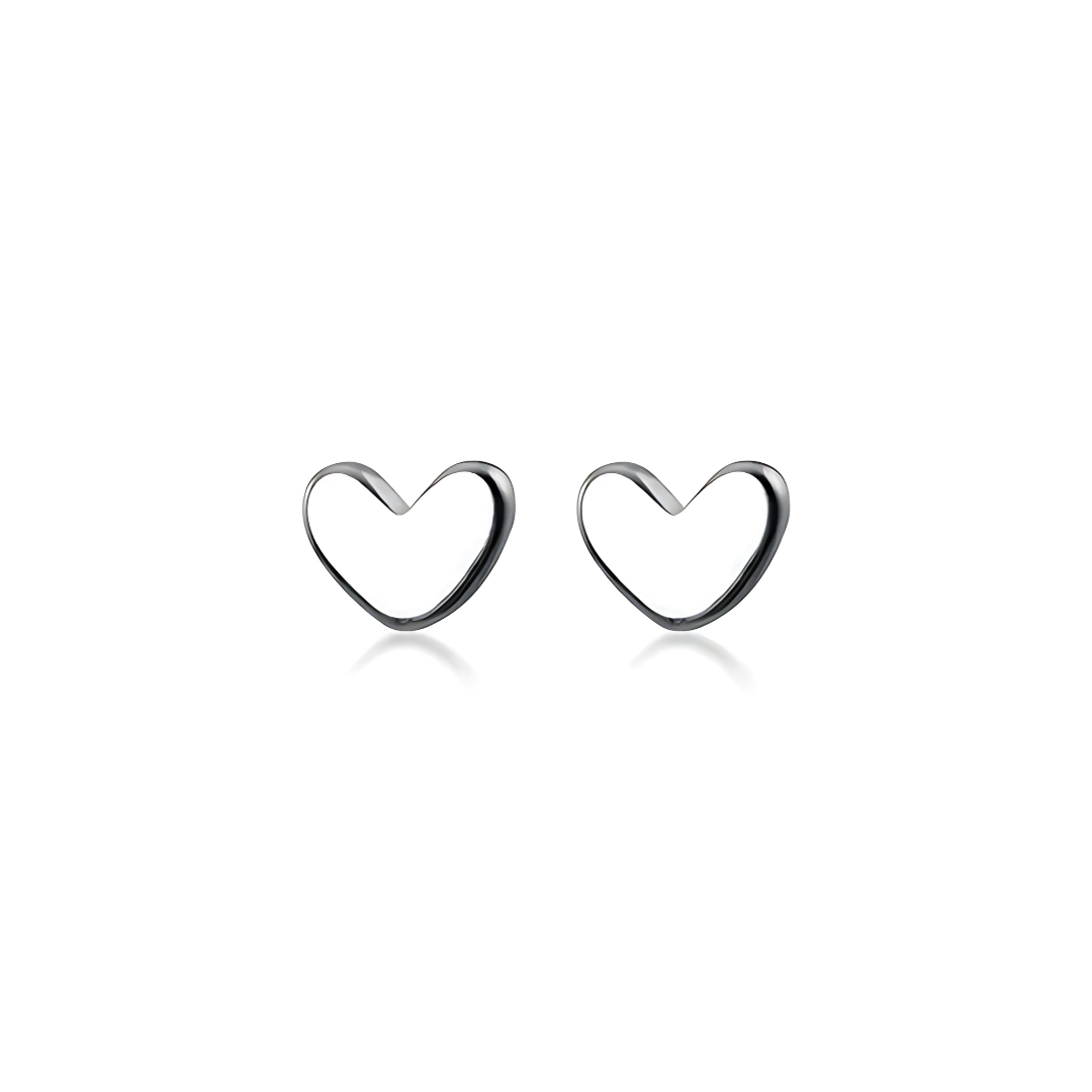 LILY HEART STUD EARRINGS