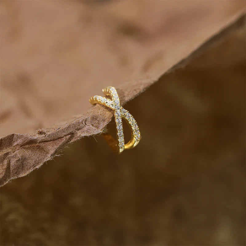 NOELLE CROSS EAR CUFF